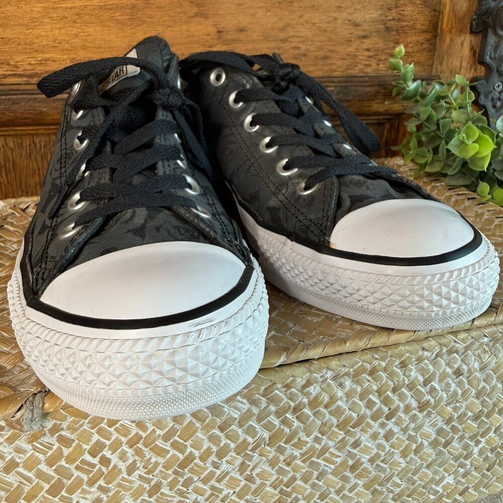 Converse Chuck Taylor All Star Low Top Black Onyx Silver Rose Print – Women’s 9 - Picture 5 of 12